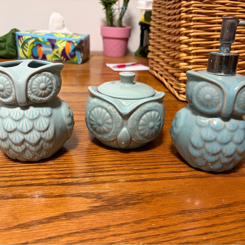 Owl Ceramic Bathroom Set in Teal